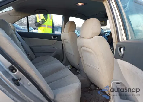 2007 Hyundai Sonata Gls z USA, uszkodzony, nr VIN 5NPET46C27H254313